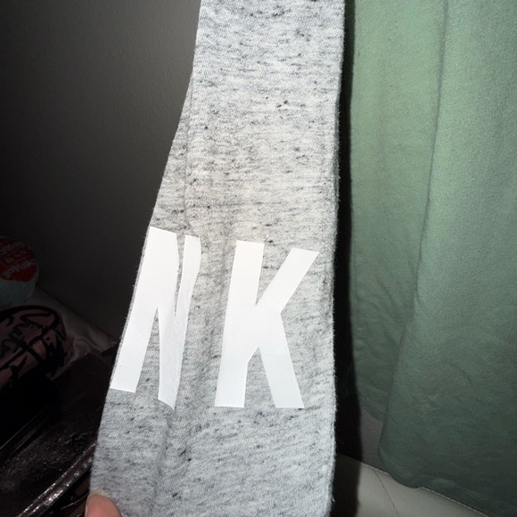 VS PINK Tee - Picture 4 of 6